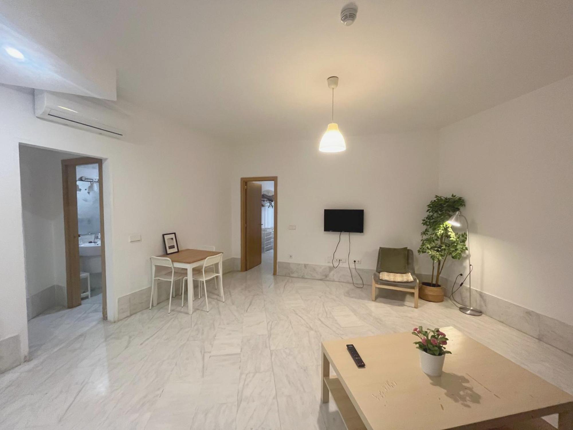 Center Veronica Confort Sevilla Bagian luar foto